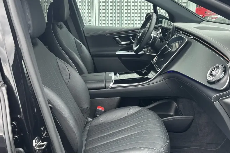 Mercedes-Benz EQE (Clasa E) din 2025 cu 29.195 km - oferta MER251847 - foto 10