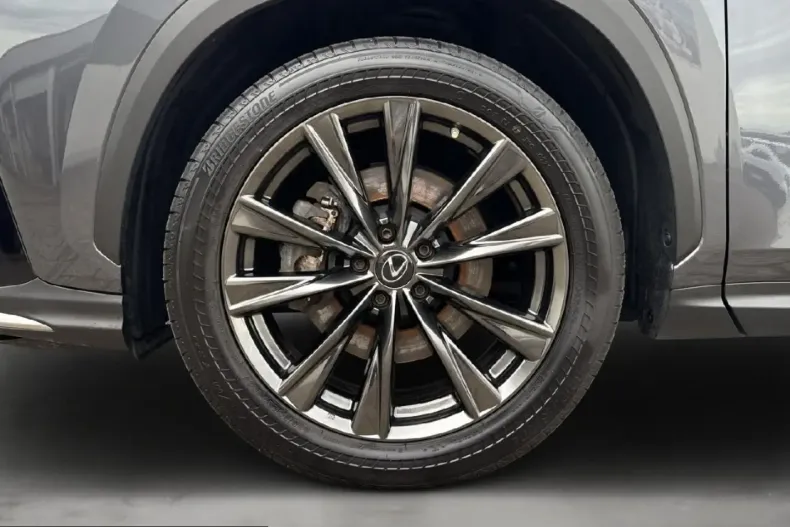 Lexus NX 450h din 2023 cu 58.209 km - oferta LEX251852 - foto 6