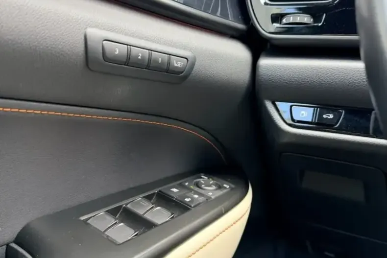 Lexus NX 450h din 2022 cu 75.709 km - oferta LEX251855 - foto 7