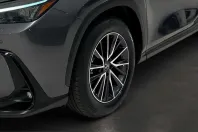 Lexus NX 450h din 2022 cu 53.971 km - oferta LEX251856 - foto 8