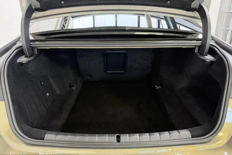 BMW M760 (Seria 7) din 2025 cu 19.999 km - oferta BMW251868 - foto 22