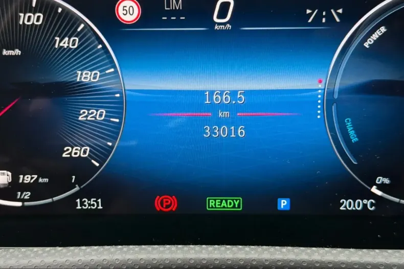 Mercedes-Benz A 250 (Clasa A) din 2024 cu 32.000 km - oferta MER251873 - foto 14