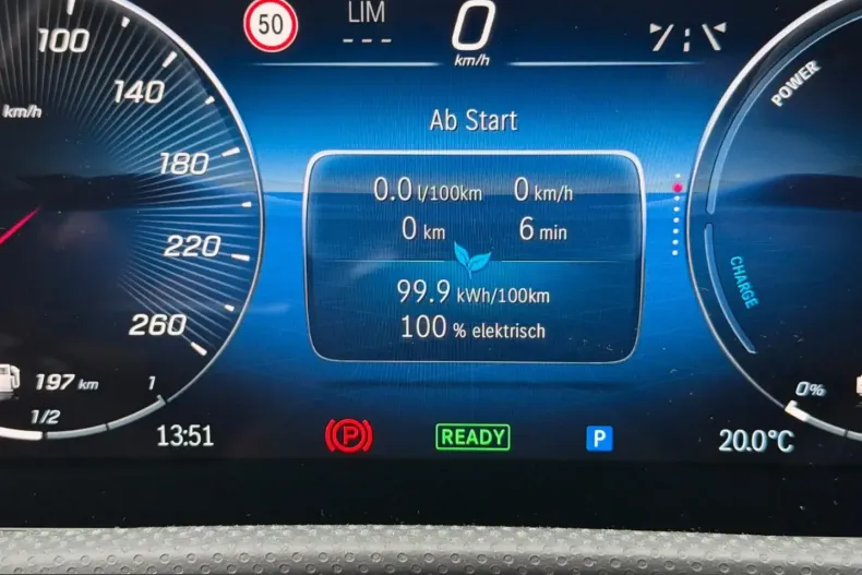Mercedes-Benz A 250 (Clasa A) din 2024 cu 32.000 km - oferta MER251873 - foto 26
