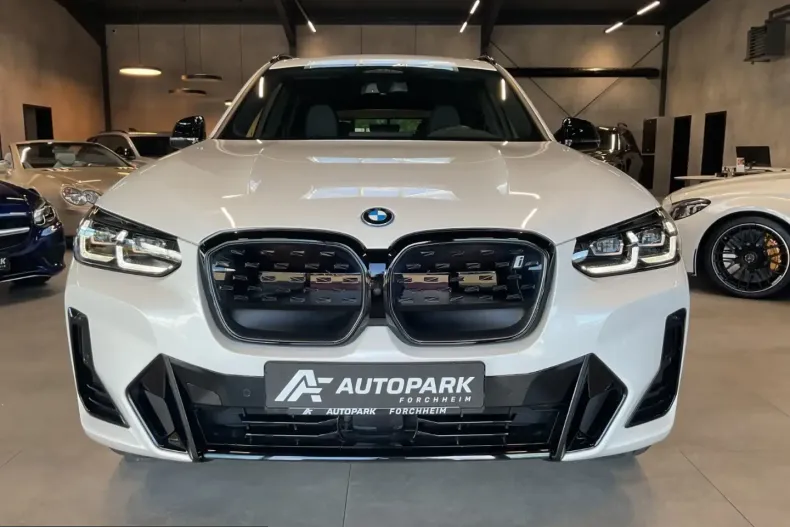 BMW iX3 (Seria X) din 2024 cu 29.500 km - oferta BMW251877 - foto 3
