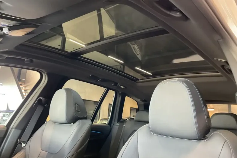 BMW iX3 (Seria X) din 2024 cu 29.500 km - oferta BMW251877 - foto 10