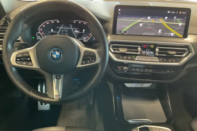 BMW iX3 (Seria X) din 2024 cu 29.500 km - oferta BMW251877 - foto 14