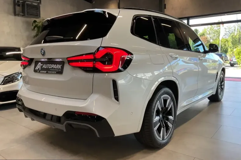 BMW iX3 (Seria X) din 2024 cu 29.500 km - oferta BMW251877 - foto 22