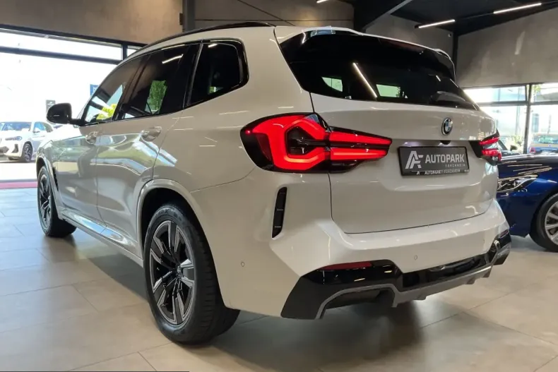 BMW iX3 (Seria X) din 2024 cu 29.500 km - oferta BMW251877 - foto 23