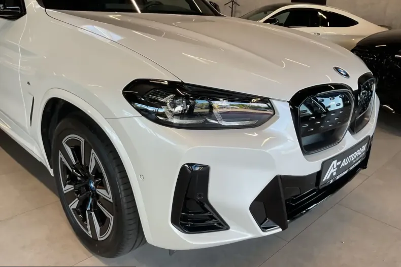 BMW iX3 (Seria X) din 2024 cu 29.500 km - oferta BMW251877 - foto 25