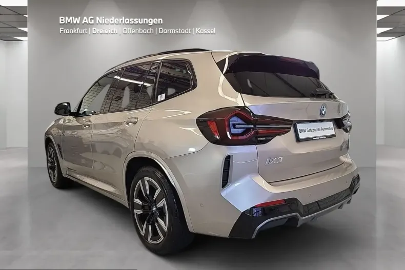 BMW iX3 (Seria X) din 2023 cu 19.048 km - oferta BMW251878 - foto 4
