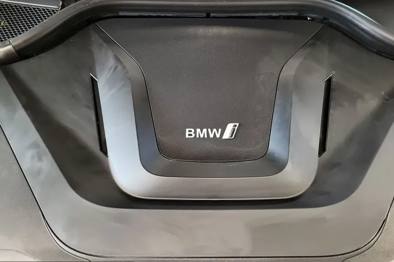BMW iX3 (Seria X) din 2023 cu 19.048 km - oferta BMW251878 - foto 12