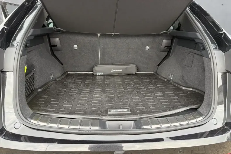 Lexus NX 450h din 2023 cu 47.749 km - oferta LEX251880 - foto 16