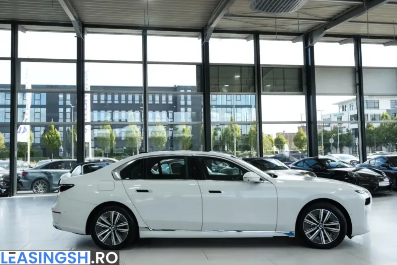 BMW i7 (Seria 7) din 2023 cu 24.023 km - oferta BMW251883 - foto 8