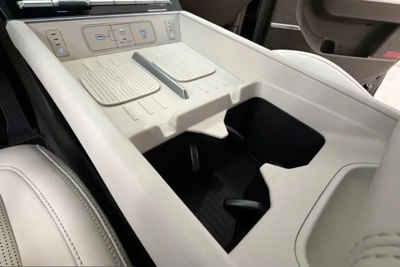 Hyundai Santa Fe din 2025 cu 27.400 km - oferta HYU251885 - foto 23