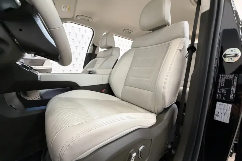 Hyundai Santa Fe din 2025 cu 27.400 km - oferta HYU251885 - foto 35