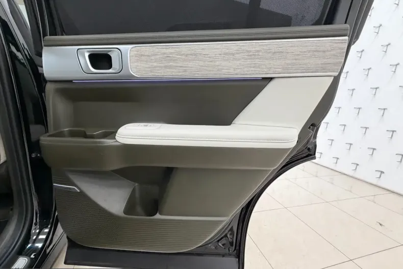 Hyundai Santa Fe din 2025 cu 27.400 km - oferta HYU251885 - foto 41