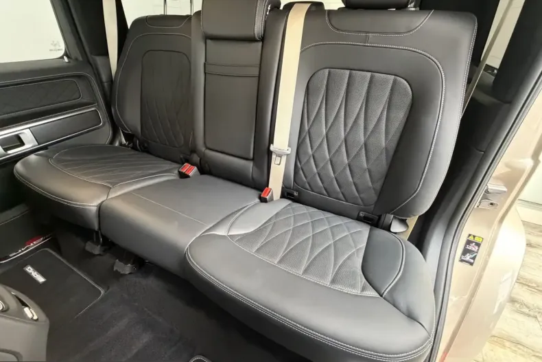 Mercedes-Benz G 63 AMG (Clasa G) din 2025 cu 15.150 km - oferta MER251886 - foto 21