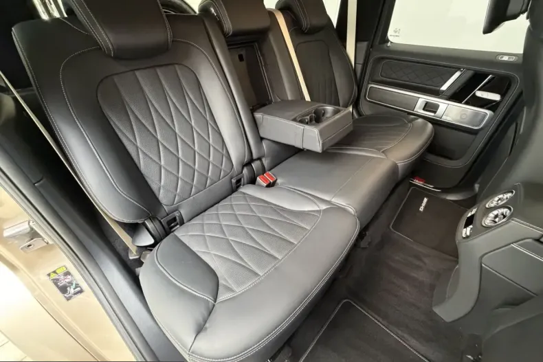Mercedes-Benz G 63 AMG (Clasa G) din 2025 cu 15.150 km - oferta MER251886 - foto 29