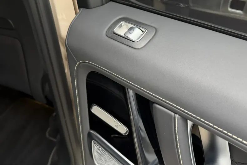 Mercedes-Benz G 63 AMG (Clasa G) din 2025 cu 15.150 km - oferta MER251886 - foto 32