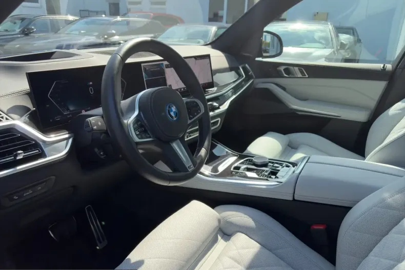 BMW X5 (Seria X) din 2025 cu 10.691 km - oferta BMW251892 - foto 1