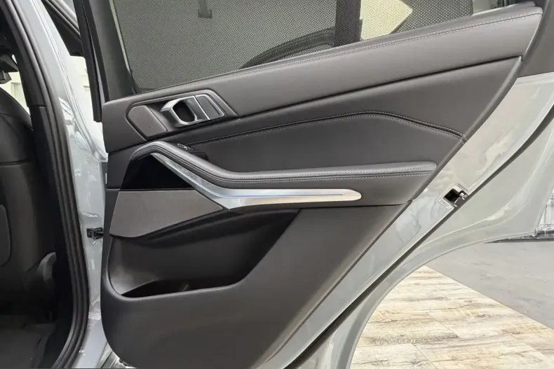 BMW X5 (Seria X) din 2025 cu 20.800 km - oferta BMW251893 - foto 32