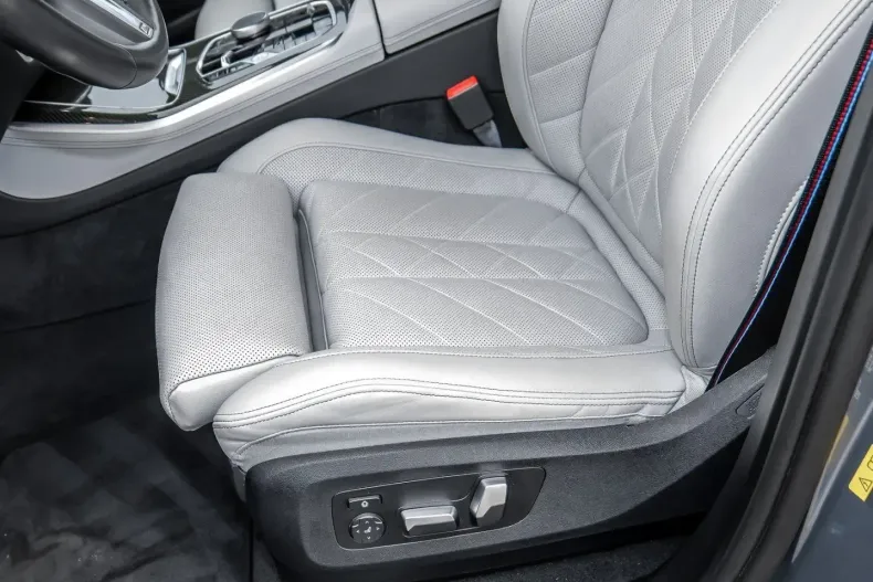 BMW X5 (Seria X) din 2024 cu 44.900 km - oferta BMW251903 - foto 22