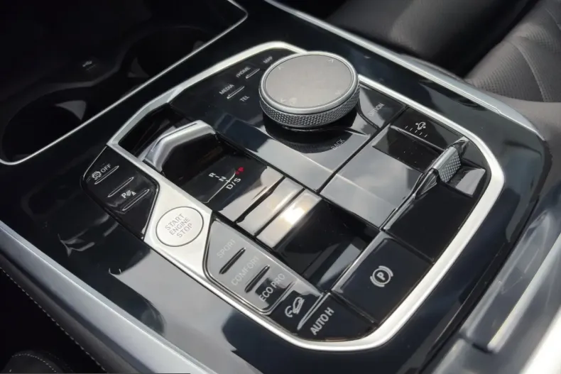 BMW X5 (Seria X) din 2025 cu 12.675 km - oferta BMW251916 - foto 22