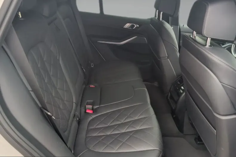 BMW X5 (Seria X) din 2023 cu 53.320 km - oferta BMW251920 - foto 4
