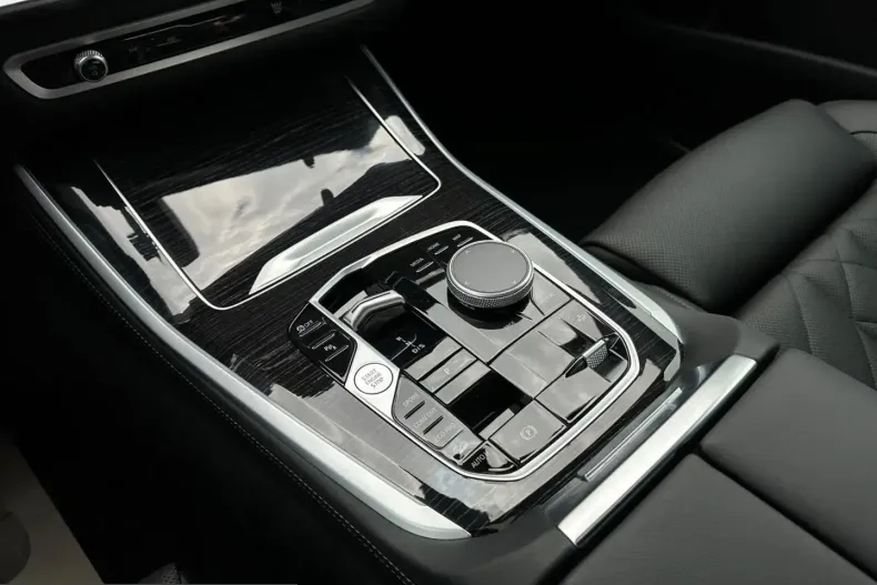 BMW X5 (Seria X) din 2024 cu 25.953 km - oferta BMW251927 - foto 10