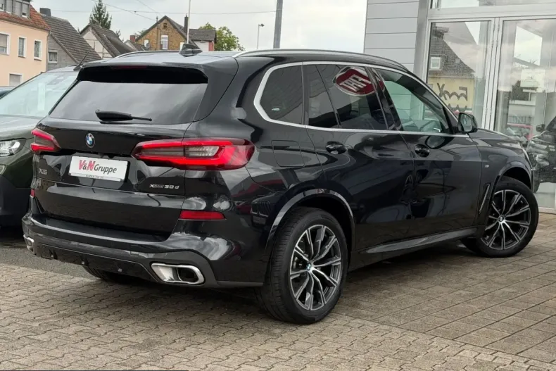 BMW X5 (Seria X) din 2023 cu 68.876 km - oferta BMW251928 - foto 3