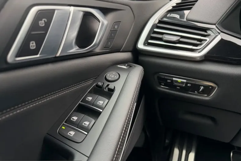 BMW X5 (Seria X) din 2023 cu 68.876 km - oferta BMW251928 - foto 8