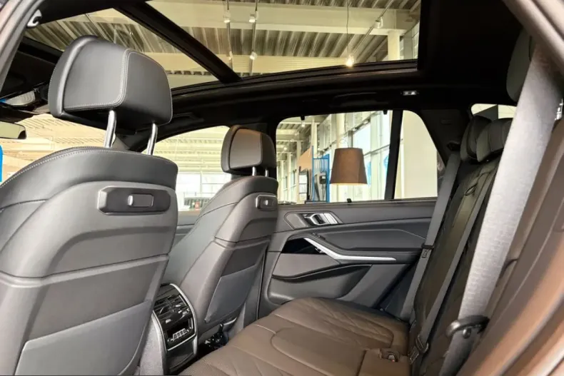 BMW X5 (Seria X) din 2025 cu 23.591 km - oferta BMW251929 - foto 24