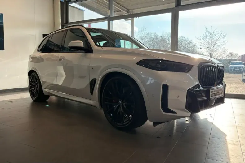 BMW X5 (Seria X) din 2025 cu 23.590 km - oferta BMW251931 - foto 1