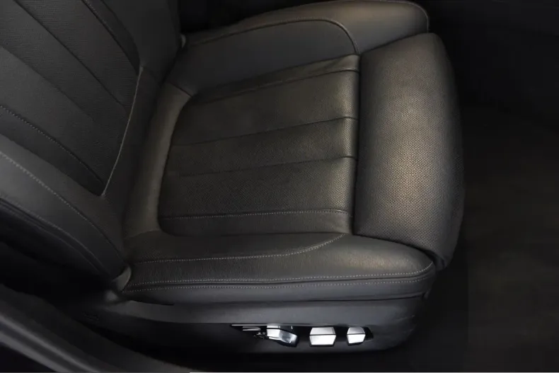 BMW 530 (Seria 5) din 2023 cu 53.688 km - oferta BMW251932 - foto 12