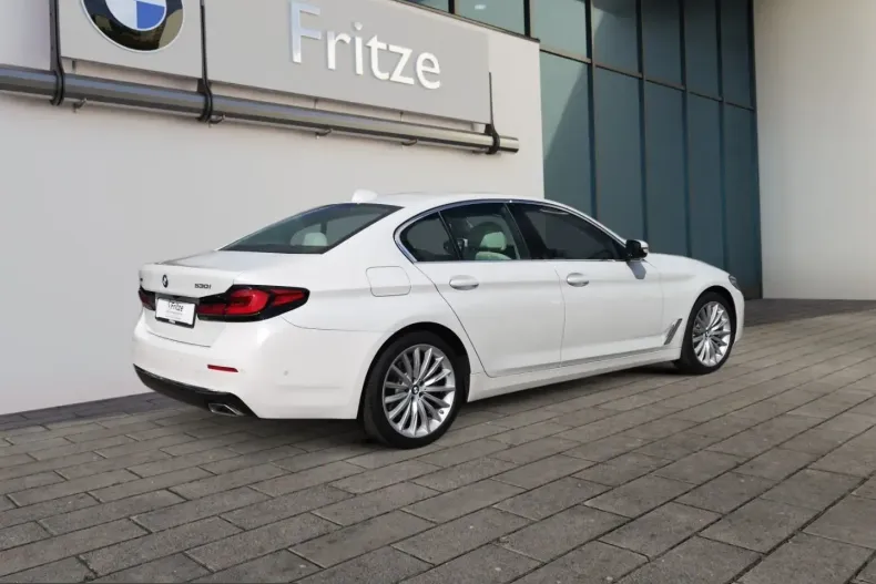 BMW 530 (Seria 5) din 2023 cu 21.169 km - oferta BMW251937 - foto 7