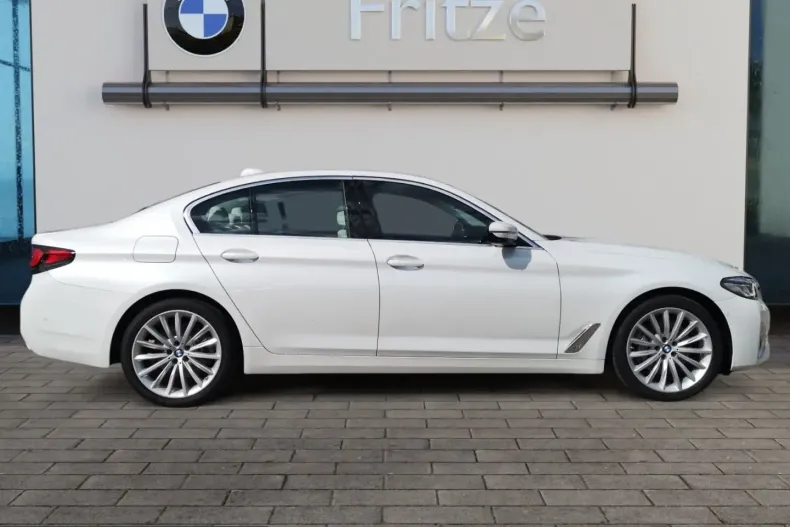BMW 530 (Seria 5) din 2023 cu 21.169 km - oferta BMW251937 - foto 8