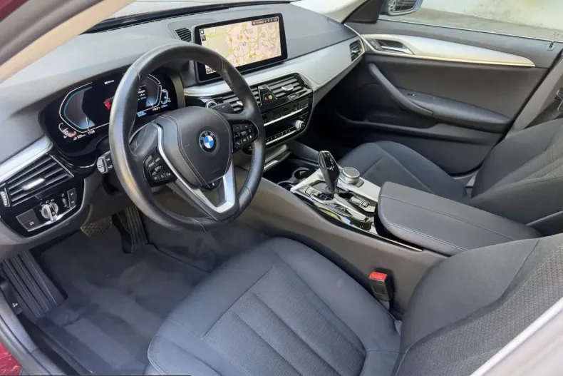 BMW 530 (Seria 5) din 2021 cu 89.000 km - oferta BMW251939 - foto 11