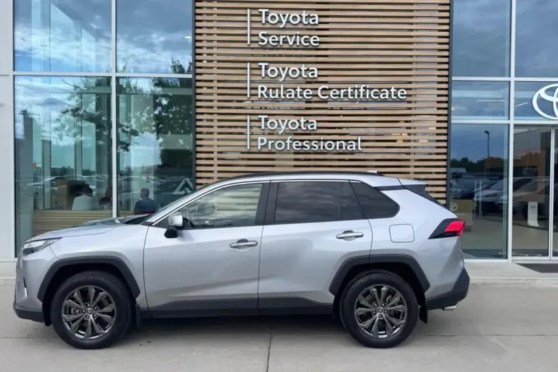 Toyota RAV4 din 2022 cu 76.823 km - oferta TOY251953 - foto 23