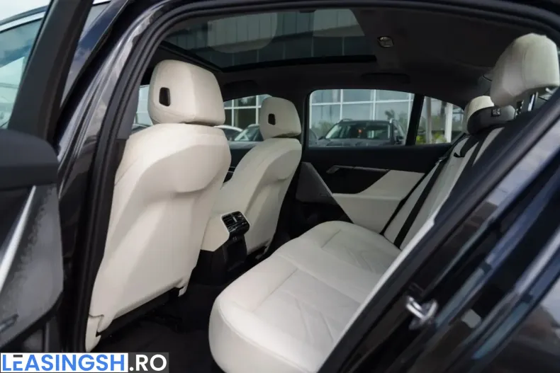BMW 520 (Seria 5) din 2024 cu 58.721 km - oferta BMW251955 - foto 10