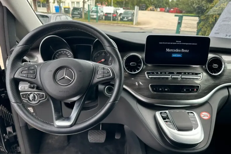 Mercedes-Benz V 300 (Clasa V) din 2023 cu 48.750 km - oferta MER251967 - foto 18