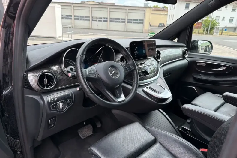 Mercedes-Benz V 300 (Clasa V) din 2022 cu 85.000 km - oferta MER251970 - foto 11