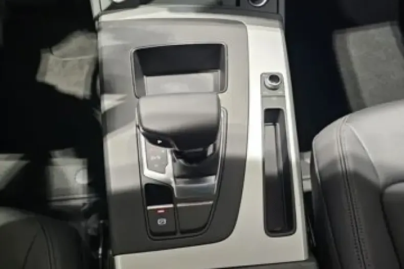 Audi Q5 din 2025 cu 21.492 km - oferta AUD251971 - foto 17
