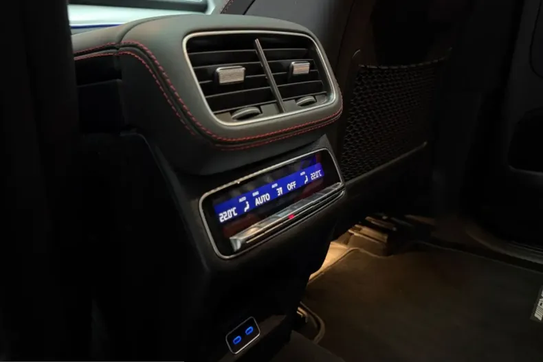 Mercedes-Benz GLE 53 AMG (Clasa GLE) din 2024 cu 34.800 km - oferta MER251975 - foto 19