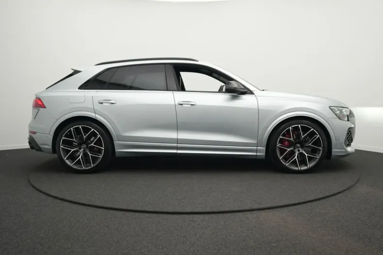Audi RSQ8 din 2025 cu 11.859 km - oferta AUD251987 - foto 3