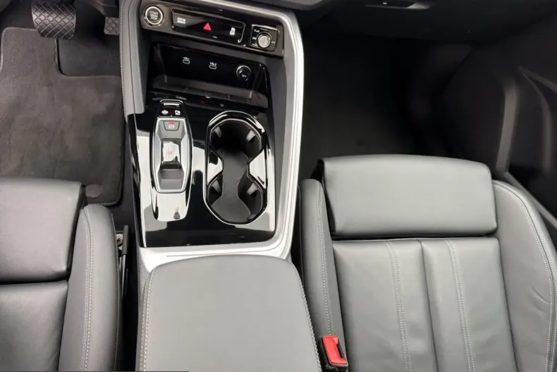 Audi Q5 din 2025 cu 10.700 km - oferta AUD252002 - foto 19