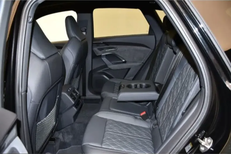 Audi SQ5 din 2025 cu 43.000 km - oferta AUD252010 - foto 17