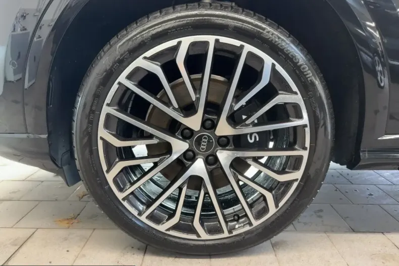 Audi SQ5 din 2025 cu 12.999 km - oferta AUD252011 - foto 5