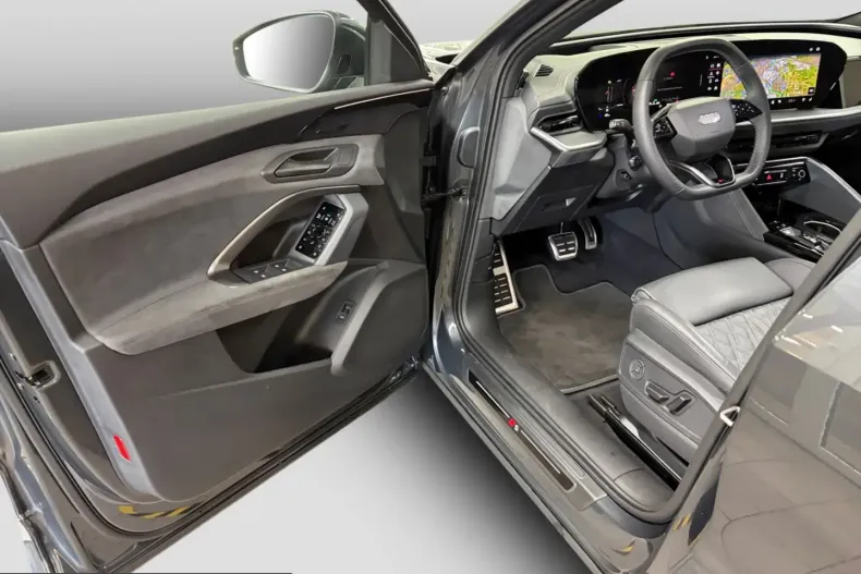 Audi SQ5 din 2025 cu 6.900 km - oferta AUD252012 - foto 10