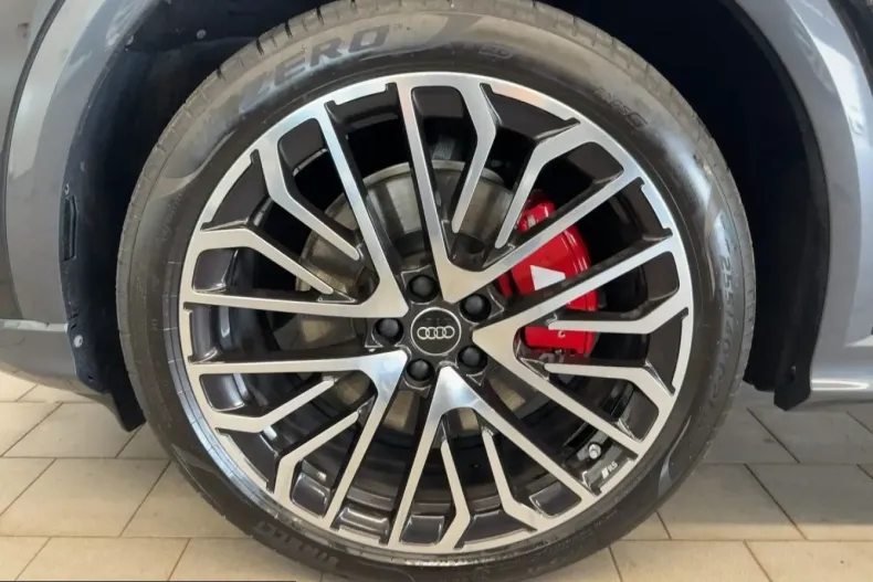 Audi SQ5 din 2025 cu 9.999 km - oferta AUD252013 - foto 5