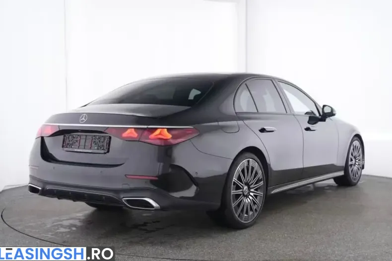 Mercedes-Benz E 220 (Clasa E) din 2025 cu 27.900 km - oferta MER252019 - foto 3